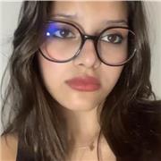 Jeune étudiante en LEA anglais/russe/italien, je souhaite partager mon amour pour cette langue et aider autrui